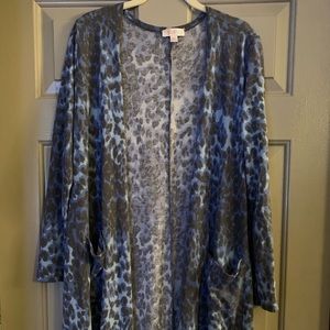 ** Super soft Lularoe Sarah! **